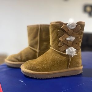 UGG by Koolaburra